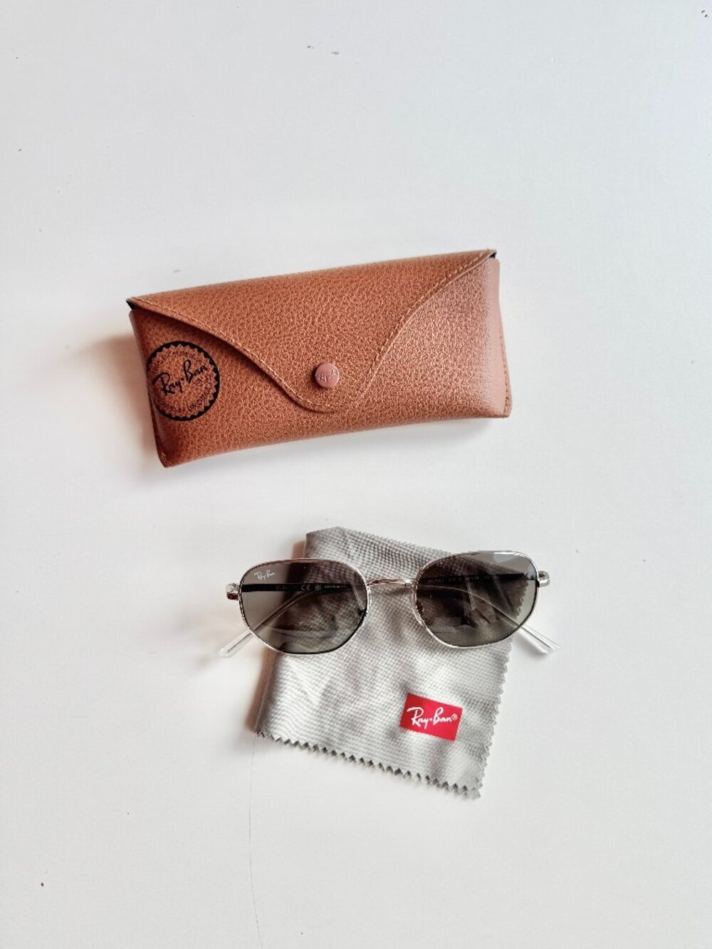 RAY-BAN RB3682 Silver Grey Gradient Hexagonal Sunglasses